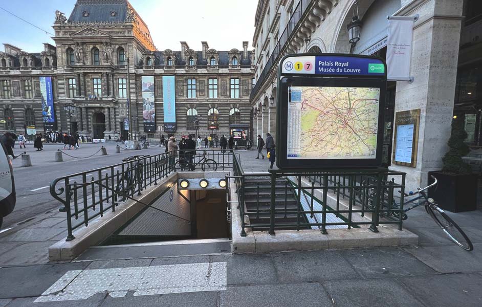 Eiffel Tower to Louvre Museum by Metro