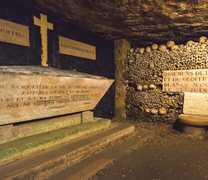 best time to visit paris catacombs