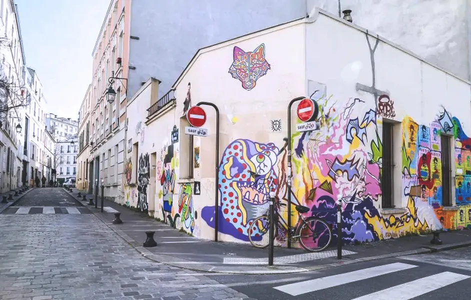 Participate in a Street Art Tour